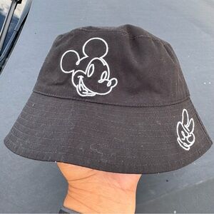 Disney Parks Bucket Hat Peace Sign Mickey Mouse Black Reversable All Over Print